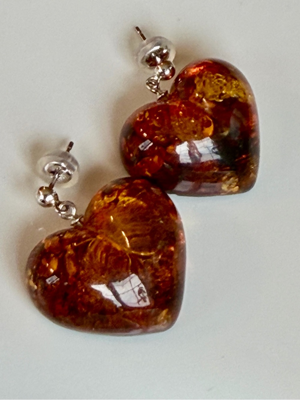 14k gold and amber heart earrings